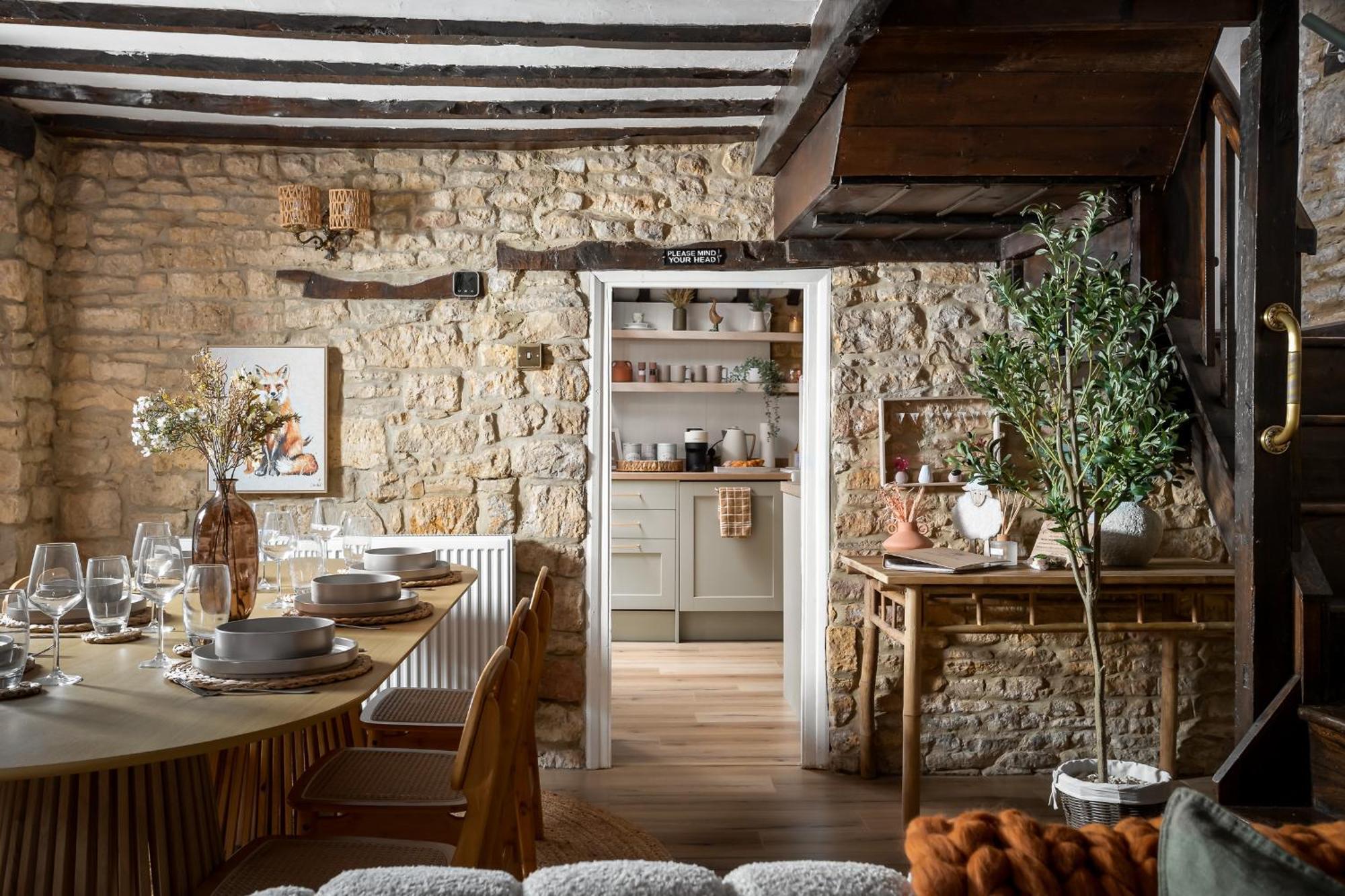 Bourton Scandi Chic Authentic Cottage Exterior photo